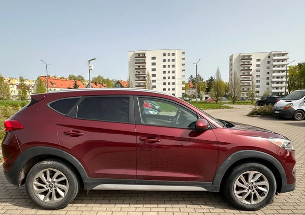 Hyundai Tucson cena 68900 przebieg: 115000, rok produkcji 2017 z Elbląg małe 106